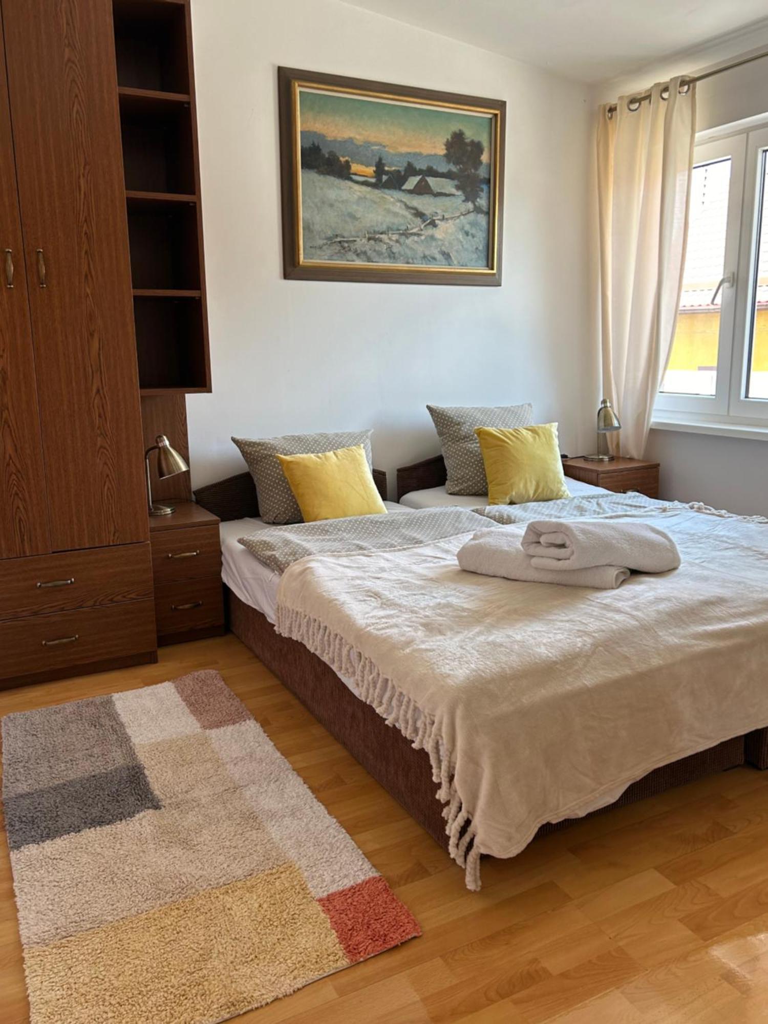 Gosciniec Pod Lipa Apartment Mikolajki  Exterior photo